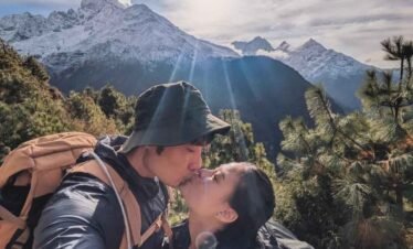 Everest Base Camp Trek for couple